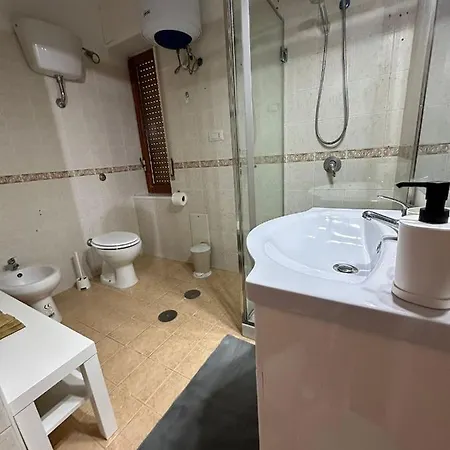 Bedroompompei With Free Parking *