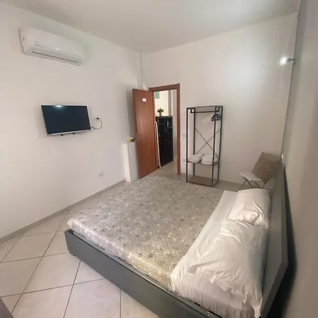 Bedroompompei With Free Parking * بومبيي