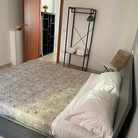 Bedroompompei With Free Parking شقة *