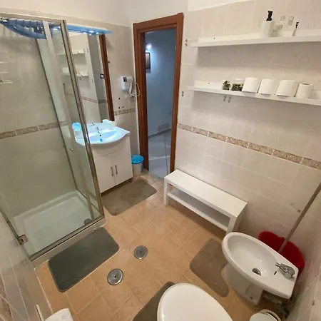 아파트 Bedroompompei With Free Parking