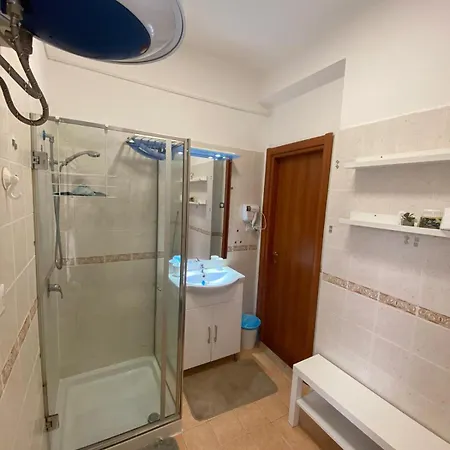 Bedroompompei With Free Parking *