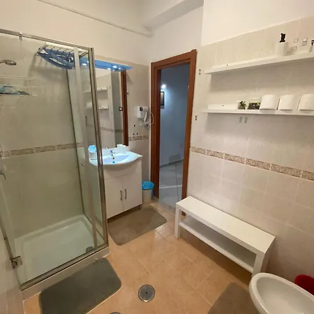 Bedroompompei With Free Parking * 폼페이