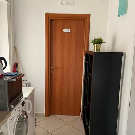 Bedroompompei With Free Parking *