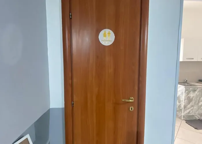 Bedroompompei With Free Parking